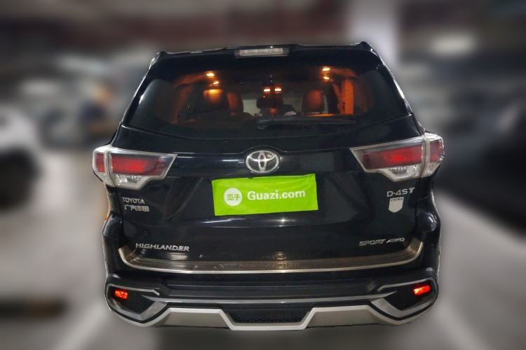 Used Toyota Highlander 2017 2.0T Four-Wheel Drive Luxury Edition 7 Seats Rear