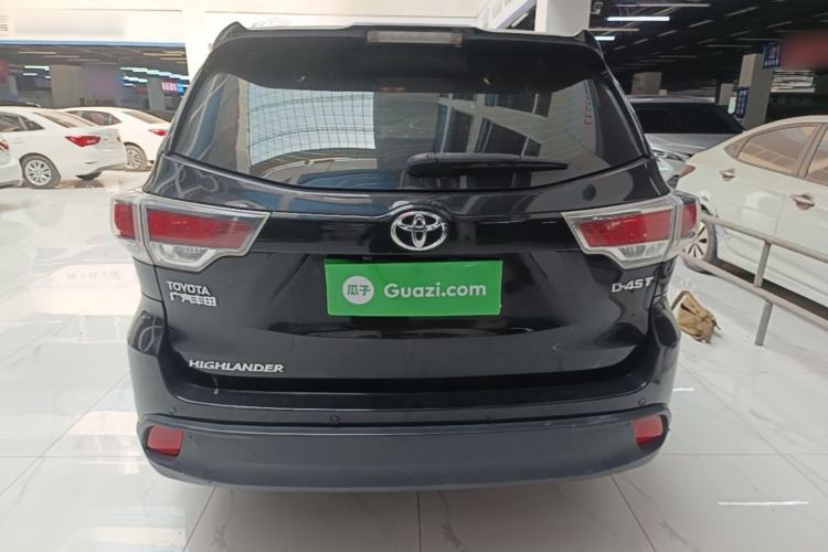 Used Toyota Highlander 2017 2.0T Two-Wheel Drive Elite Edition 5 Seats Rear