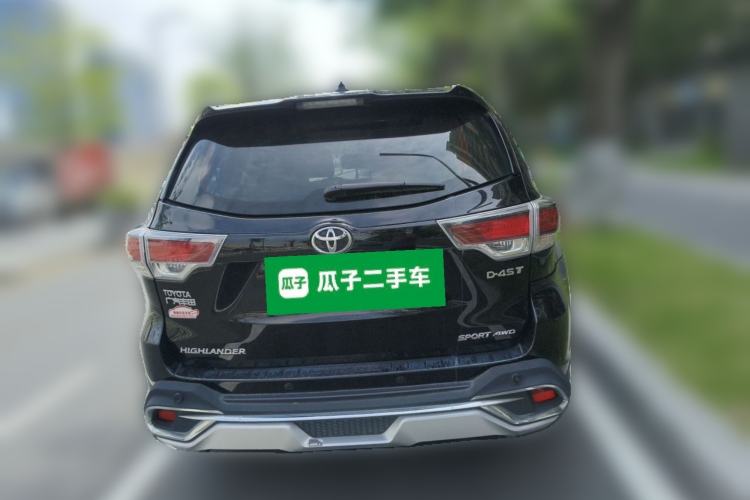 Used Toyota Highlander 2017 2.0T Four-Wheel Drive Luxury Edition 7 Seats Rear