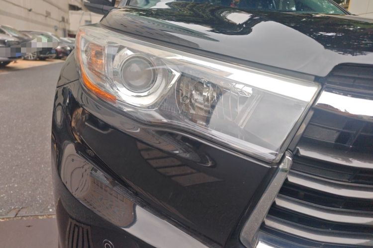 Used Toyota Highlander 2017 2.0T Four-Wheel Drive Luxury Edition 7 Seats Right Front Headlight