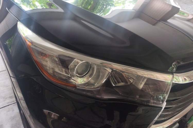 Used Toyota Highlander 2017 2.0T Four-Wheel Drive Luxury Edition 7 Seats Right Front Headlight