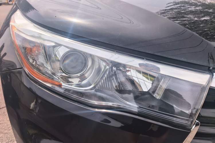 Used Toyota Highlander 2017 2.0T Four-Wheel Drive Luxury Edition 7 Seats Right Front Headlight