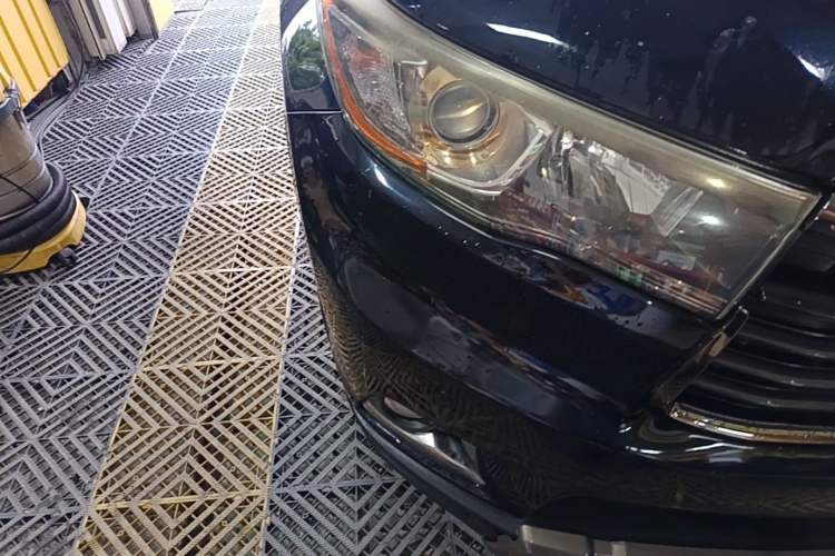 Used Toyota Highlander 2017 2.0T Four-Wheel Drive Black Edition Limited Model Right Front Headlight