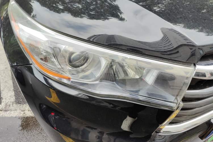 Used Toyota Highlander 2017 2.0T Four-Wheel Drive Elite Edition 7-Seater Right Front Headlight