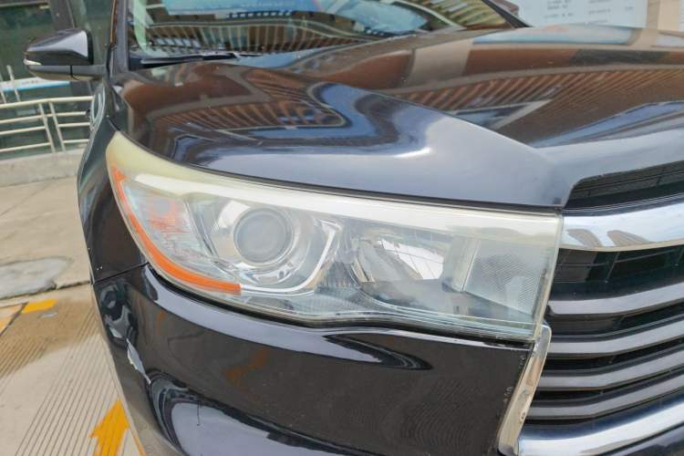Used Toyota Highlander 2017 2.0T Four-Wheel Drive Luxury Edition 7 Seats Right Front Headlight