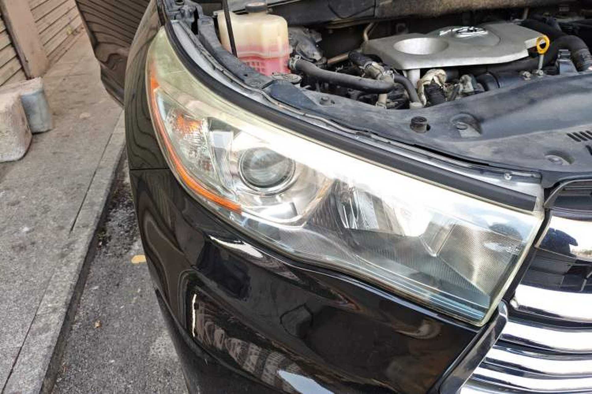 Used Toyota Highlander 2017 2.0T Two-Wheel Drive Elite Edition 5 Seats Right Front Headlight