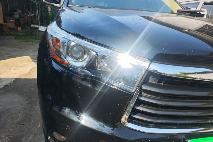 Used Toyota Highlander 2017 2.0T Four-Wheel Drive Luxury Edition 7 Seats Right Front Headlight
