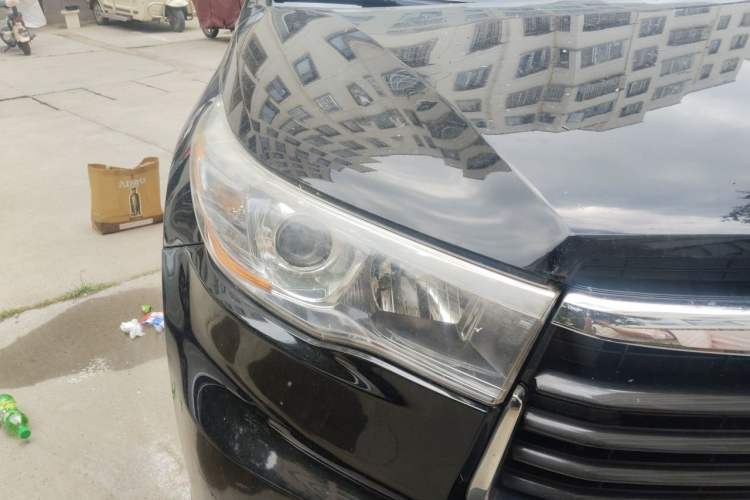 Used Toyota Highlander 2017 2.0T Four-Wheel Drive Elite Edition 7-Seater Right Front Headlight