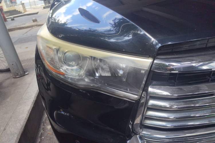 Used Toyota Highlander 2017 2.0T Four-Wheel Drive Luxury Edition 7 Seats Right Front Headlight