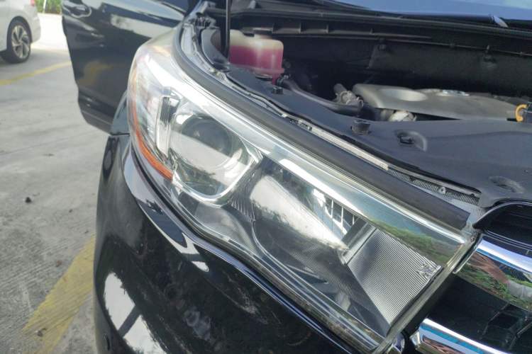 Used Toyota Highlander 2017 2.0T Four-Wheel Drive Luxury Edition 7 Seats Right Front Headlight