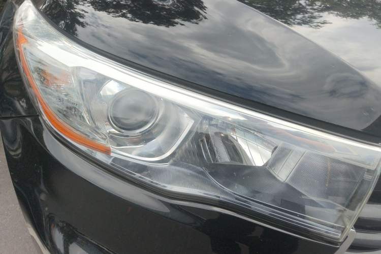 Used Toyota Highlander 2017 2.0T Four-Wheel Drive Elite Edition 7-Seater Right Front Headlight