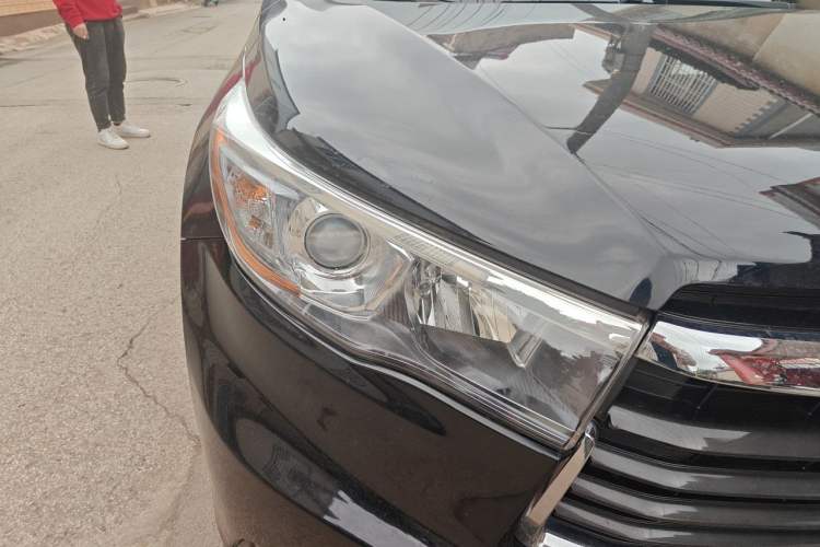 Used Toyota Highlander 2017 2.0T Four-Wheel Drive Elite Edition 7-Seater Right Front Headlight