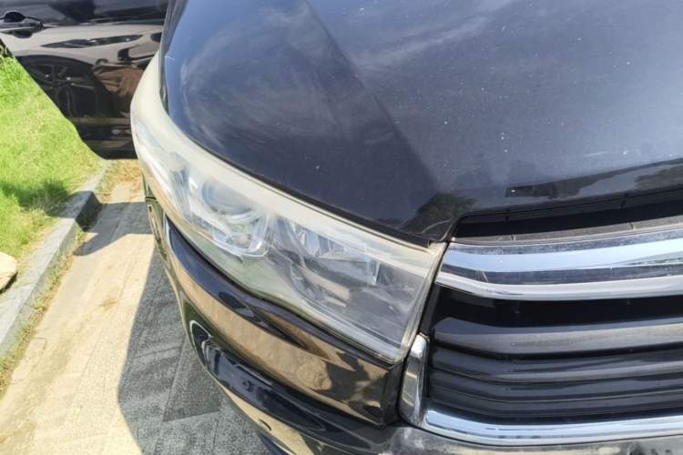 Used Toyota Highlander 2017 2.0T Four-Wheel Drive Luxury Edition 7 Seats Right Front Headlight