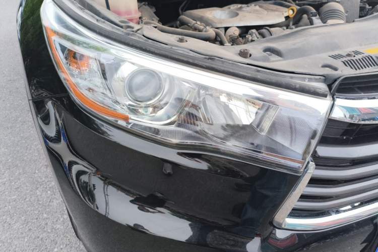Used Toyota Highlander 2017 2.0T Four-Wheel Drive Luxury Edition 7 Seats Right Front Headlight
