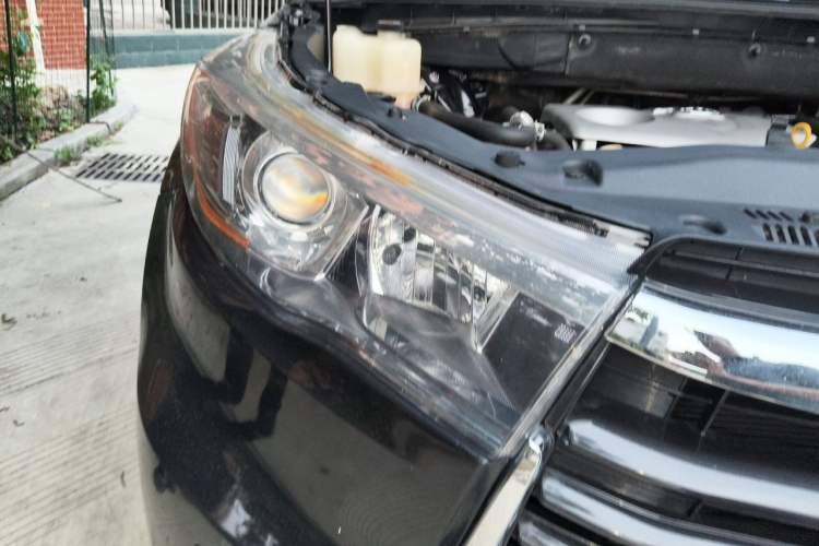 Used Toyota Highlander 2017 2.0T Four-Wheel Drive Luxury Edition 7 Seats Right Front Headlight