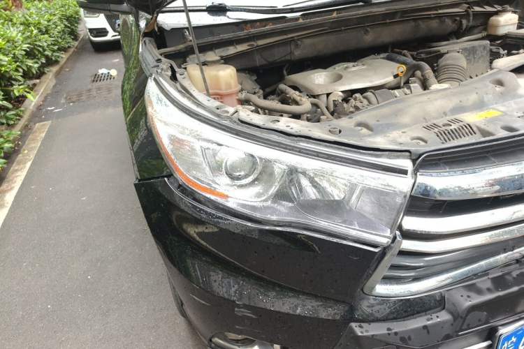 Used Toyota Highlander 2017 2.0T Four-Wheel Drive Elite Edition 7-Seater Right Front Headlight