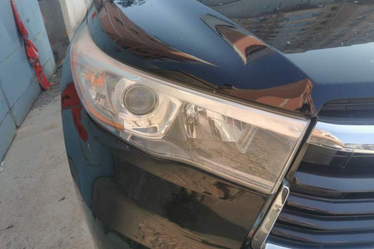 Used Toyota Highlander 2017 2.0T Four-Wheel Drive Luxury Edition 7 Seats Right Front Headlight