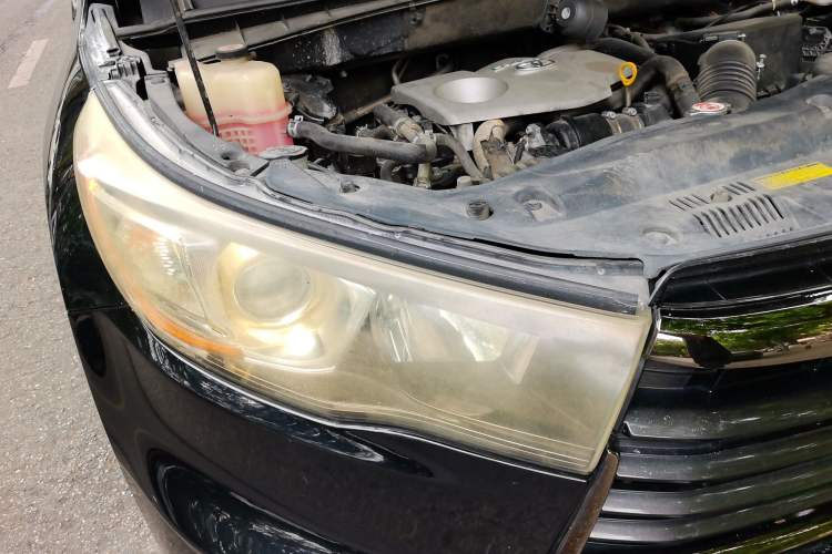 Used Toyota Highlander 2017 2.0T Four-Wheel Drive Black Edition Limited Model Right Front Headlight