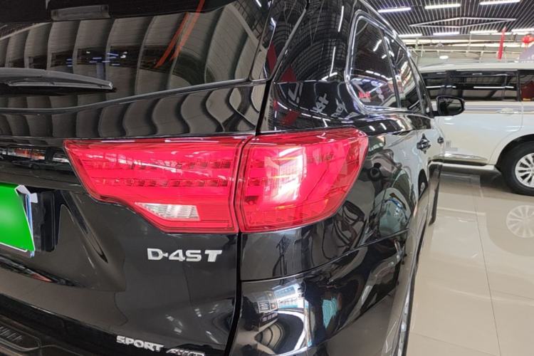 Used Toyota Highlander 2017 2.0T Four-Wheel Drive Luxury Edition 7 Seats Right Rear Taillight