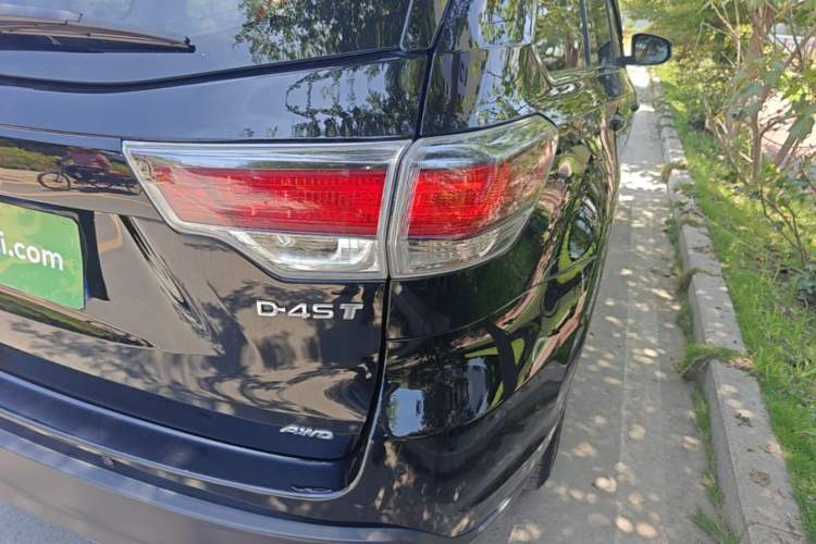 Used Toyota Highlander 2017 2.0T Four-Wheel Drive Elite Edition 7-Seater Right Rear Taillight
