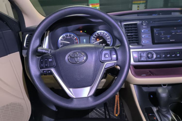 Used Toyota Highlander 2017 2.0T Four-Wheel Drive Elite Edition 7-Seater Steering Wheel