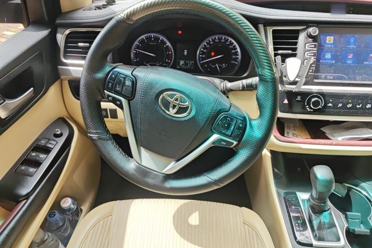 Used Toyota Highlander 2017 2.0T Four-Wheel Drive Elite Edition 7-Seater Steering Wheel