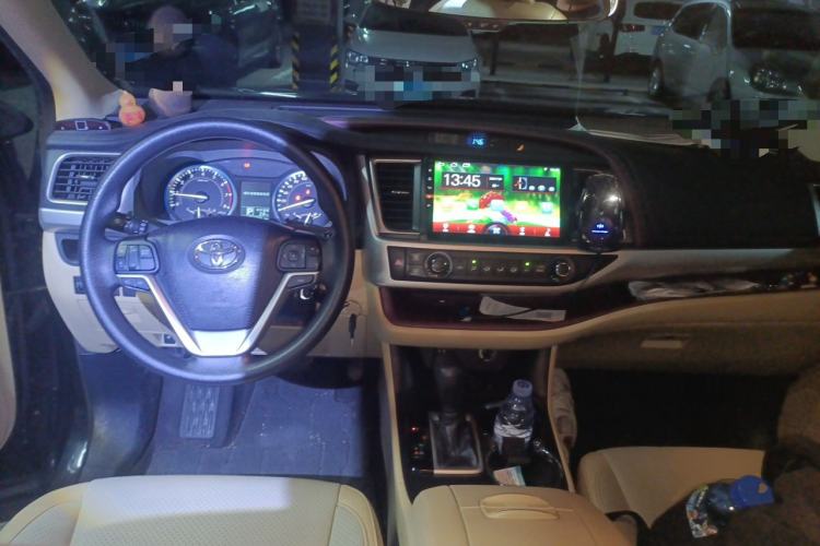 Used Toyota Highlander 2017 2.0T Four-Wheel Drive Elite Edition 7-Seater Steering Wheel