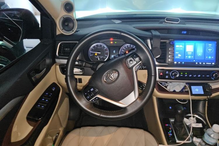 Used Toyota Highlander 2017 2.0T Four-Wheel Drive Elite Edition 7-Seater Steering Wheel