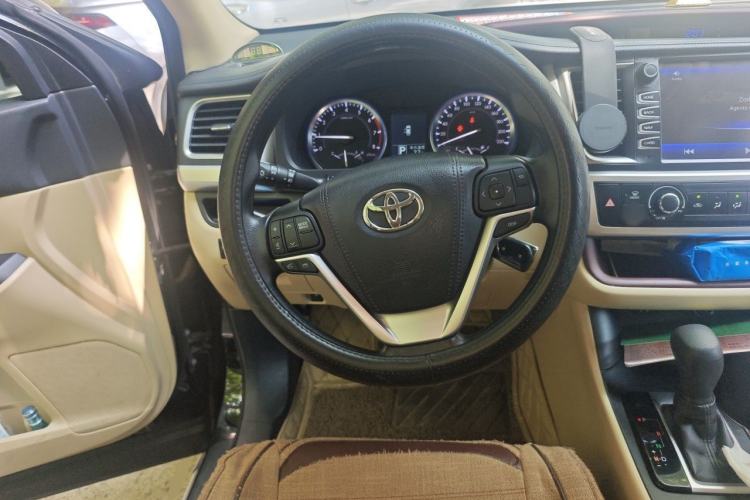Used Toyota Highlander 2017 2.0T Four-Wheel Drive Elite Edition 7-Seater Steering Wheel