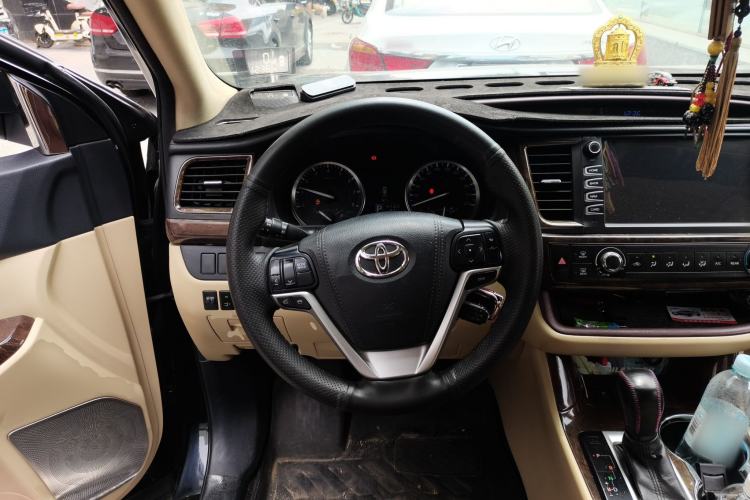 Used Toyota Highlander 2017 2.0T Four-Wheel Drive Elite Edition 7-Seater Steering Wheel