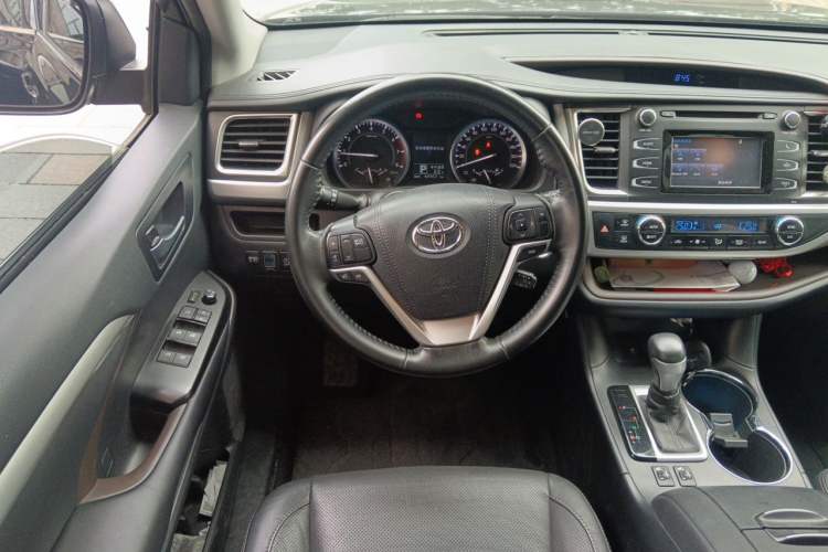 Used Toyota Highlander 2017 2.0T Four-Wheel Drive Black Edition Limited Model Steering Wheel