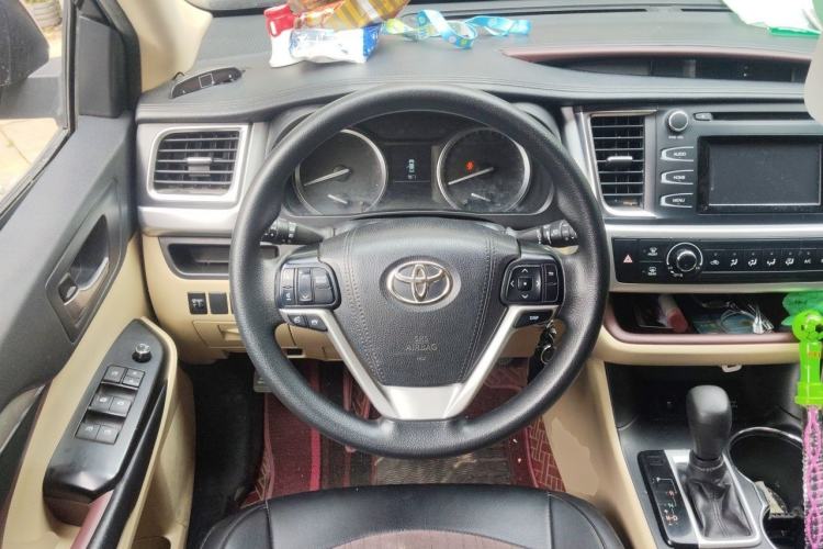 Used Toyota Highlander 2017 2.0T Four-Wheel Drive Elite Edition 7-Seater Steering Wheel