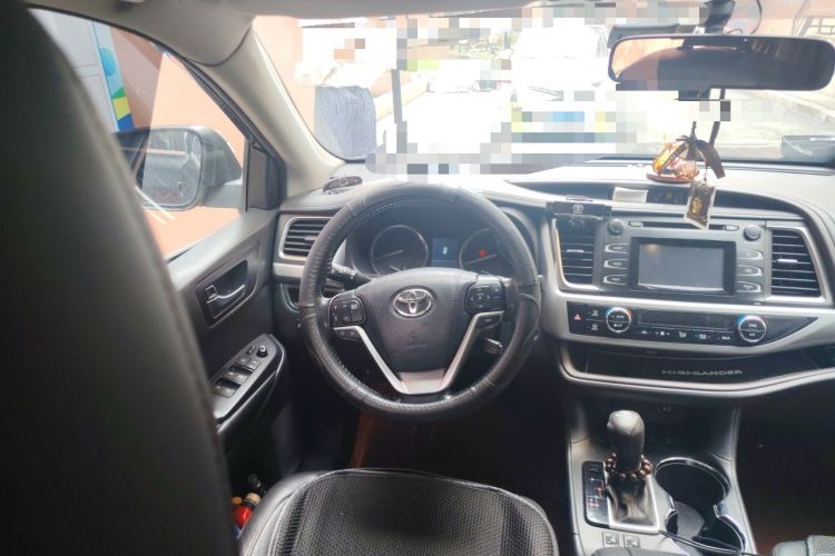 Used Toyota Highlander 2017 2.0T Four-Wheel Drive Luxury Edition 7 Seats Steering Wheel