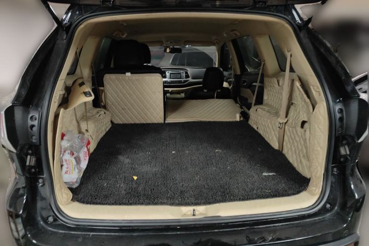 Used Toyota Highlander 2017 2.0T Four-Wheel Drive Elite Edition 7-Seater Trunk