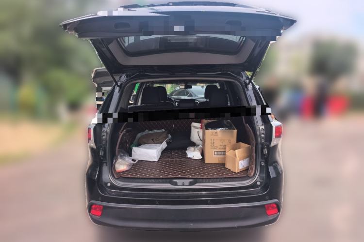 Used Toyota Highlander 2017 2.0T Four-Wheel Drive Luxury Edition 7 Seats Trunk