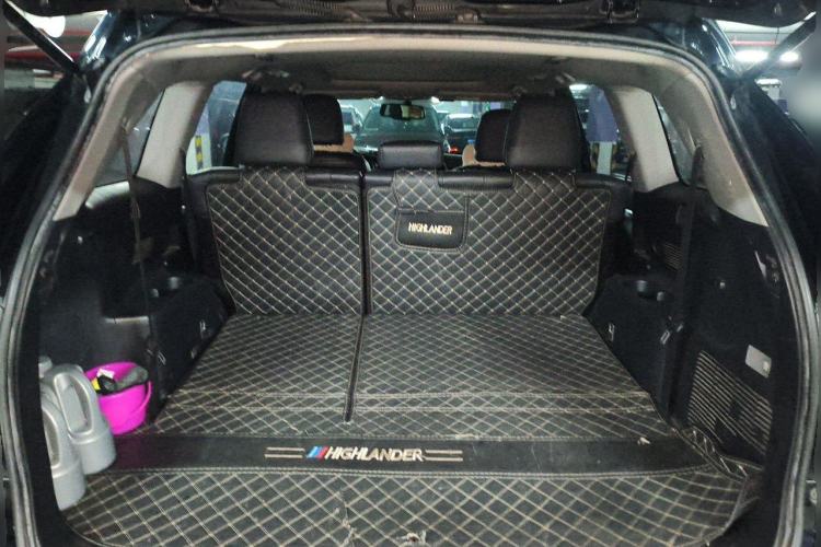 Used Toyota Highlander 2017 2.0T Four-Wheel Drive Luxury Edition 7 Seats Trunk