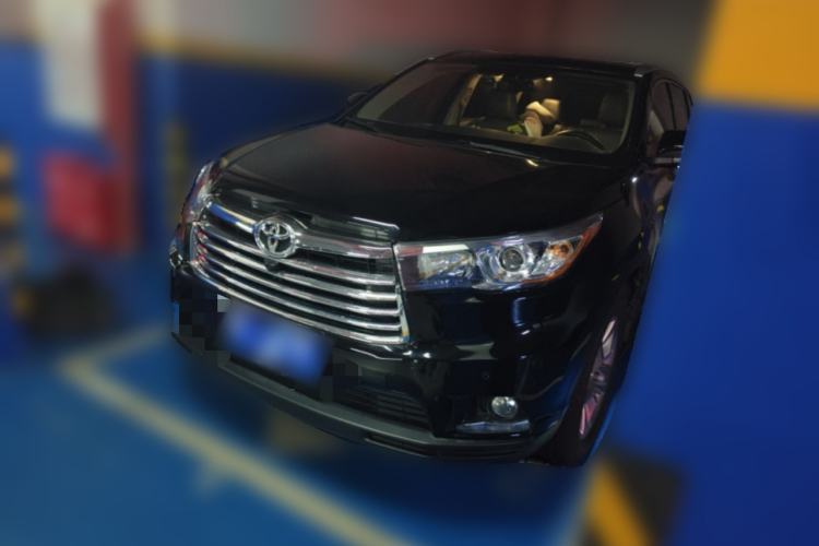Used Toyota Highlander 2017 2.0T Four-Wheel Drive Luxury Edition 7 Seats Guazi used car, China used car export, Used car for sale, Used Toyota cars, Cheapest cars for sale