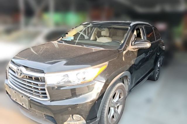 Used Toyota Highlander 2017 2.0T Four-Wheel Drive Luxury Edition 7 Seats