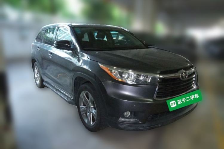 Used Toyota Highlander 2017 2.0T Four-Wheel Drive Luxury Edition 7 Seats Front Right 45 Deg