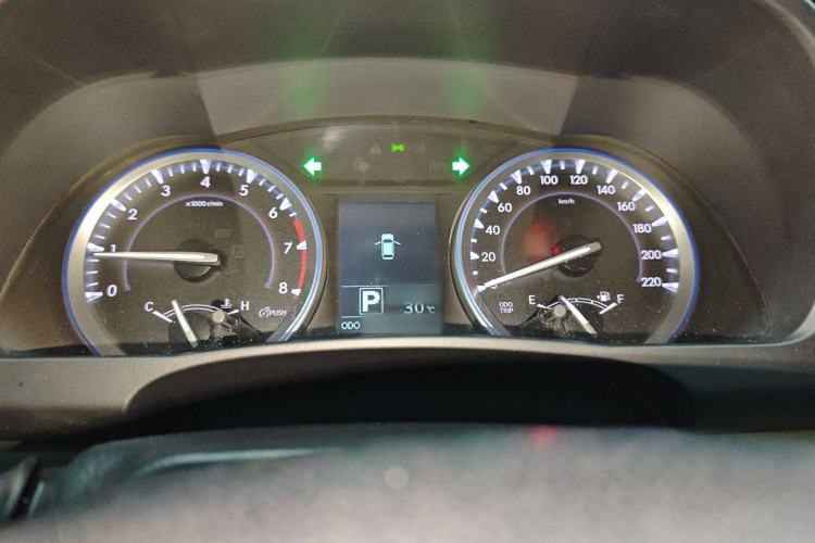 Used Toyota Highlander 2017 3.5L 4x4 Elite Edition 7-Seater Instrument Cluster