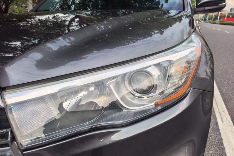 Used Toyota Highlander 2017 2.0T Two-Wheel Drive Luxury Edition 7 Seats Left Front Headlight