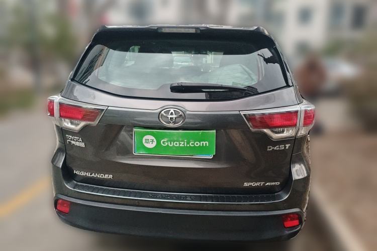 Used Toyota Highlander 2017 2.0T Four-Wheel Drive Luxury Edition 7 Seats Rear