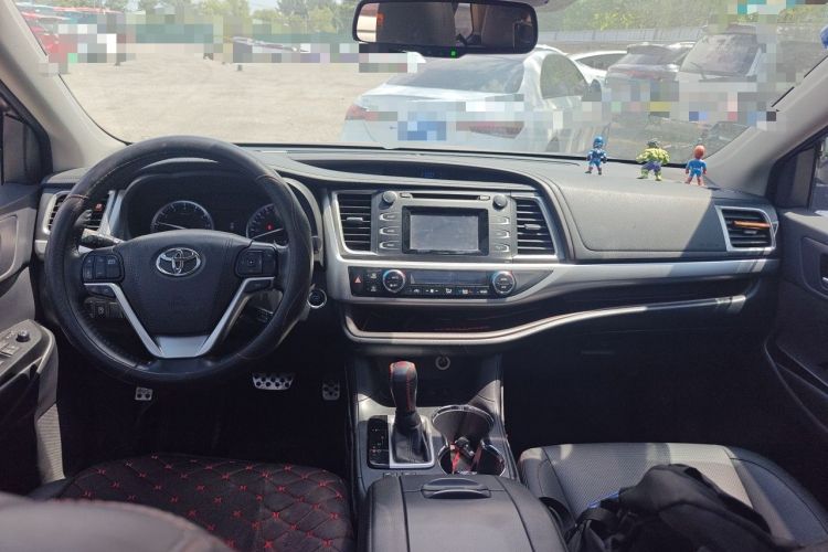 Used Toyota Highlander 2017 2.0T Four-Wheel Drive Luxury Edition 7 Seats Center Console