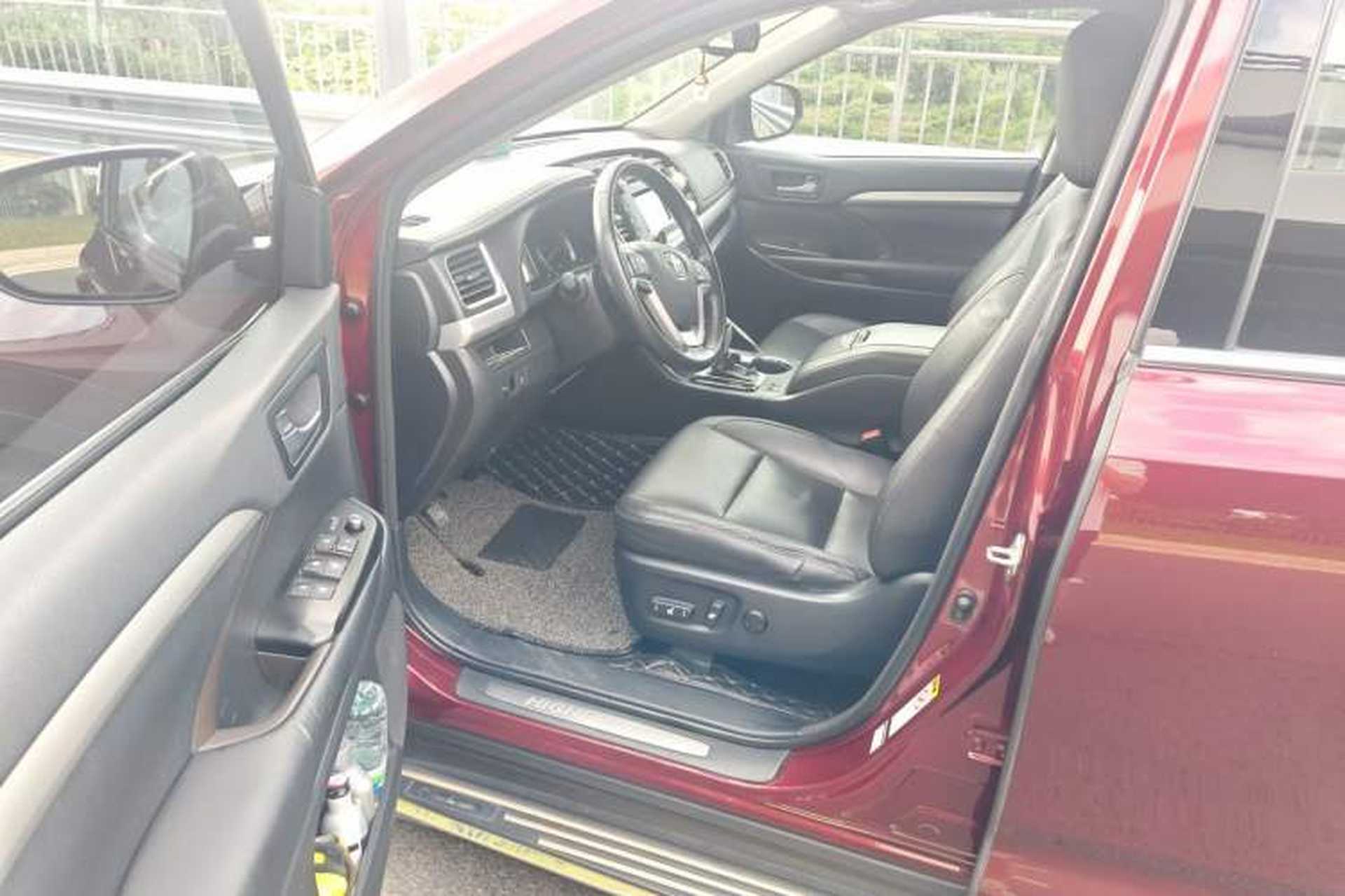 Used Toyota Highlander 2017 2.0T Four-Wheel Drive Luxury Edition 7 Seats Driver Seat