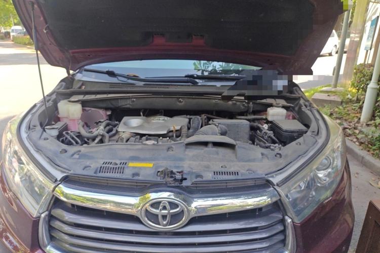 Used Toyota Highlander 2017 2.0T Four-Wheel Drive Luxury Edition 7 Seats Engine Bay