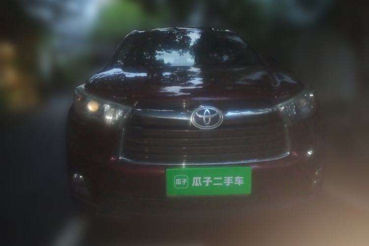 Used Toyota Highlander 2017 2.0T Two-Wheel Drive Elite Version 7 Seats Front