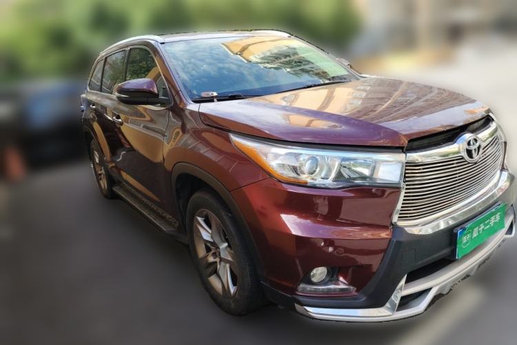 Used Toyota Highlander 2017 2.0T Four-Wheel Drive Luxury Edition 7 Seats Front Right 45 Deg