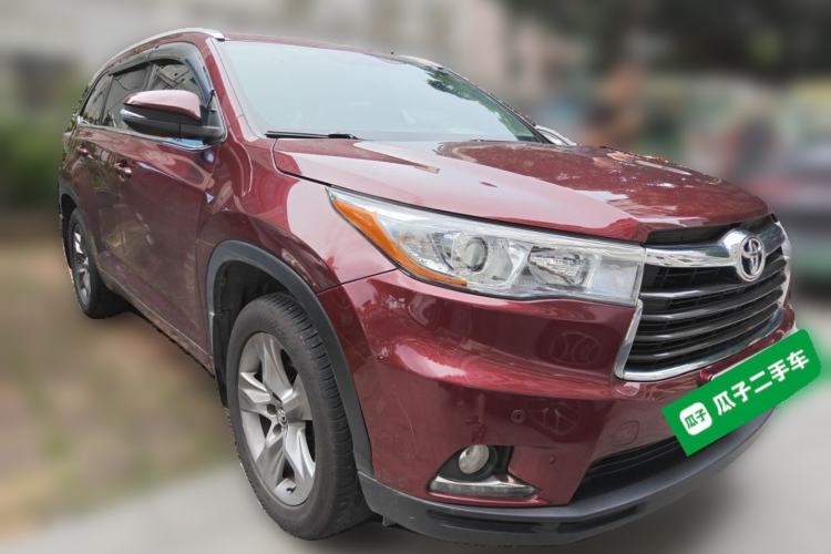Used Toyota Highlander 2017 2.0T Two-Wheel Drive Luxury Edition 7 Seats Front Right 45 Deg