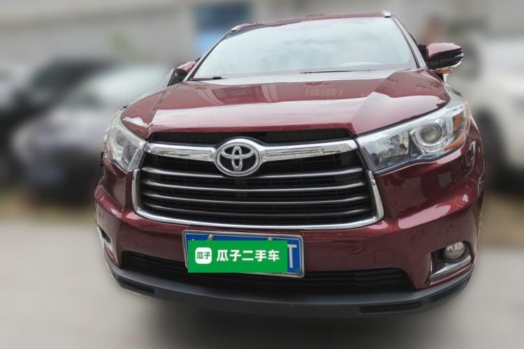 Used Toyota Highlander 2017 2.0T Two-Wheel Drive Luxury Edition 7 Seats Front