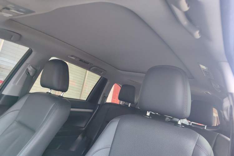 Used Toyota Highlander 2017 2.0T Four-Wheel Drive Luxury Edition 7 Seats Headliner